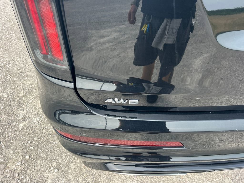 Used 2023 Cadillac XT6 Sport image 53