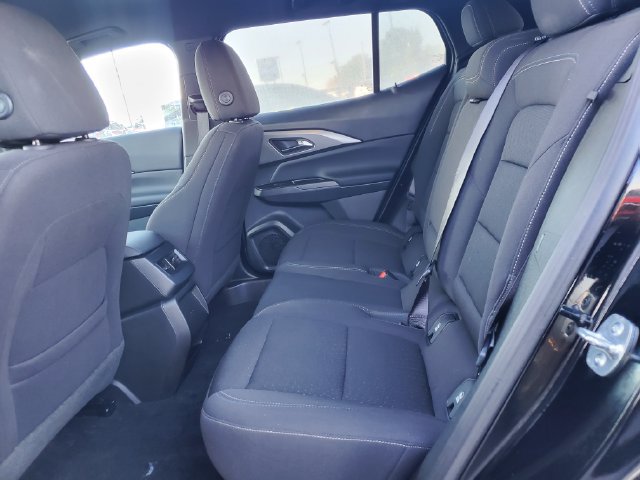 Certified 2025 Chevrolet Equinox EV LT FWD image 12