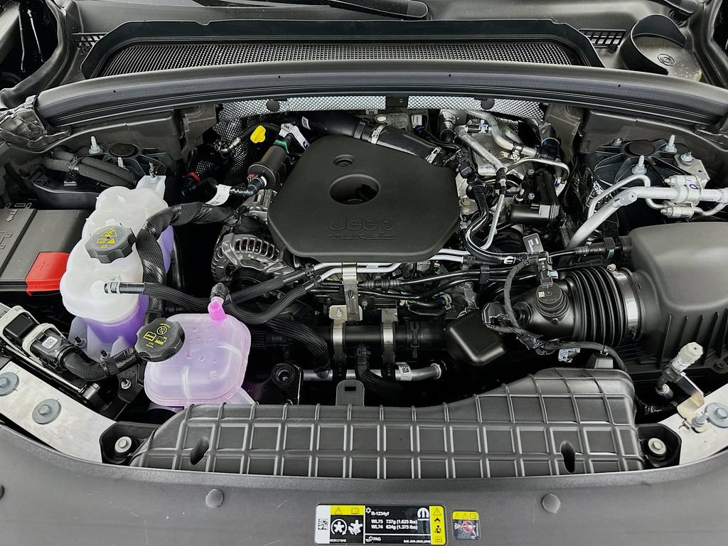 New 2026 Jeep Grand Cherokee Altitude AWD/4WD image 37