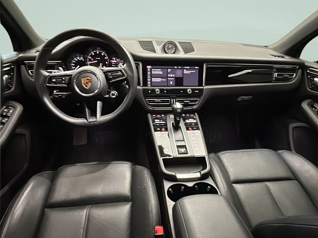 Used 2023 Porsche Macan image 22