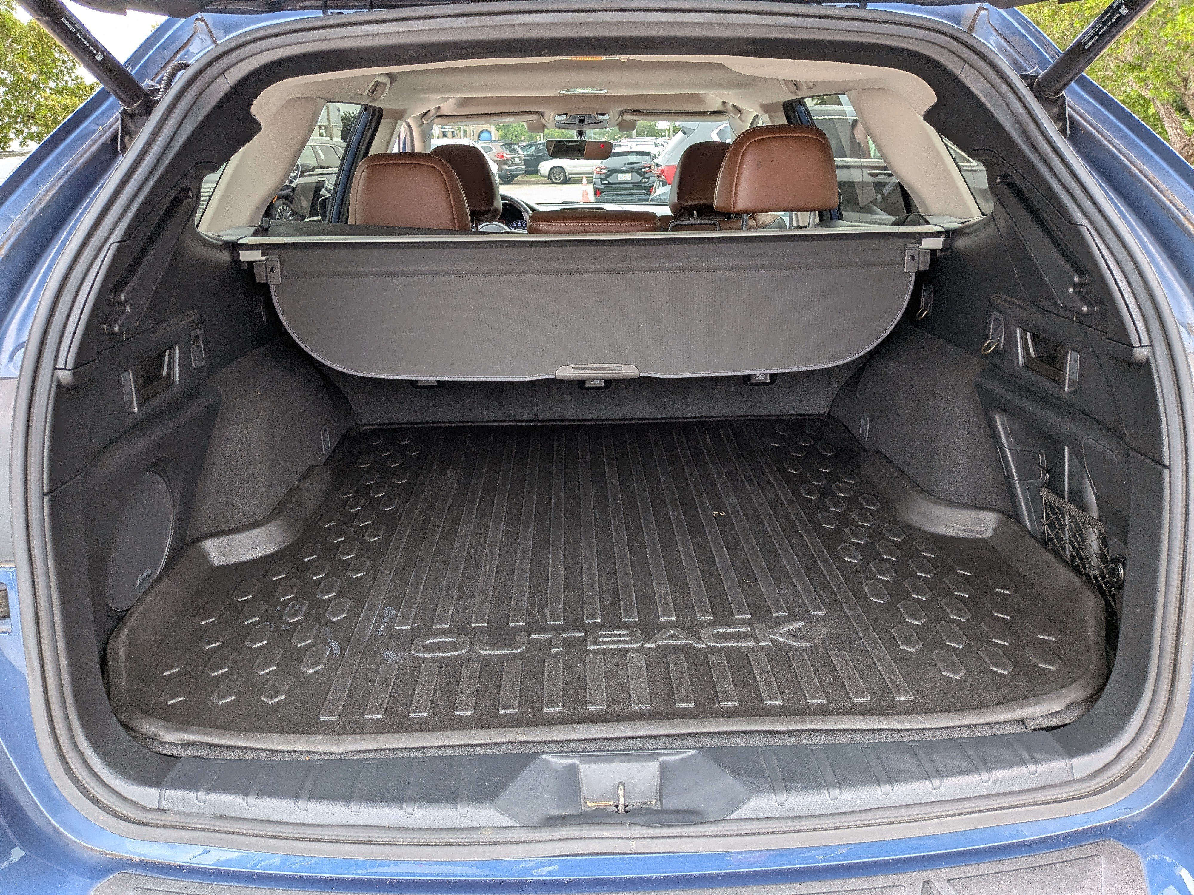 Used 2020 Subaru Outback Touring XT AWD/4WD image 13