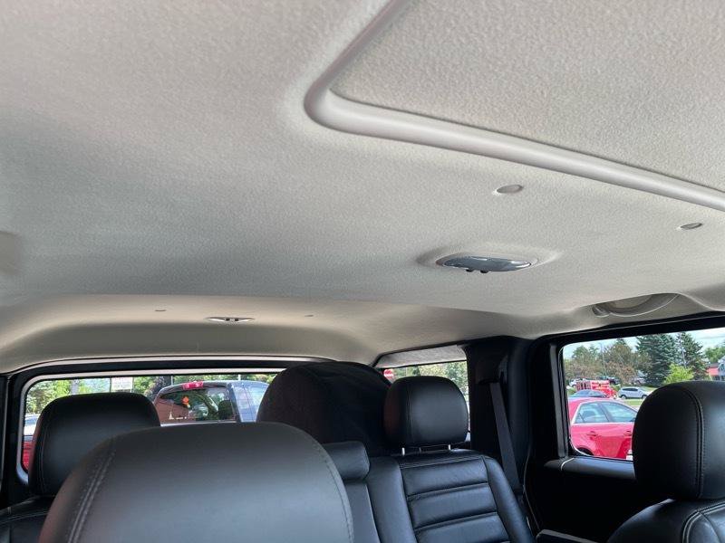 Used 2005 HUMMER H2 w/ Preferred Equipment Group AWD/4WD image 62