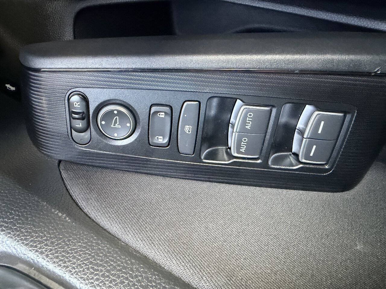 Used 2024 Honda Civic Sport Touring image 19