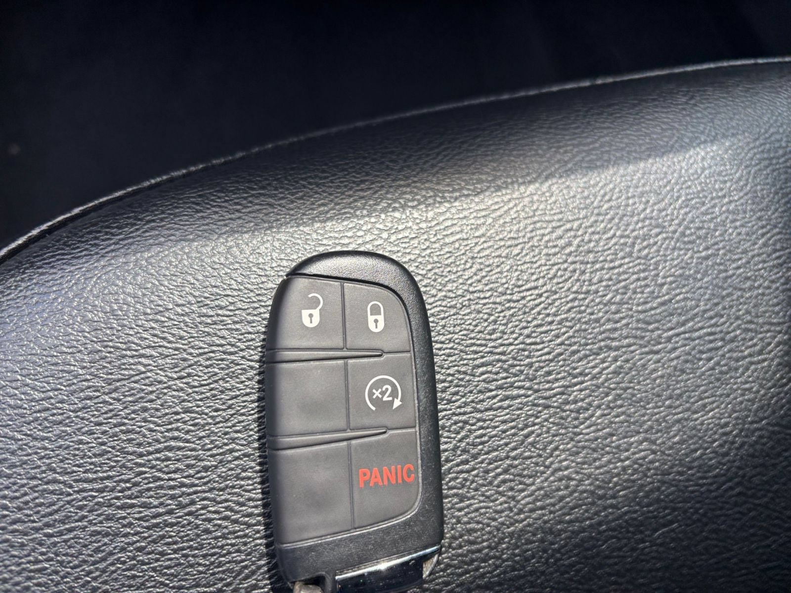 Used 2025 Jeep Compass Limited AWD/4WD image 18