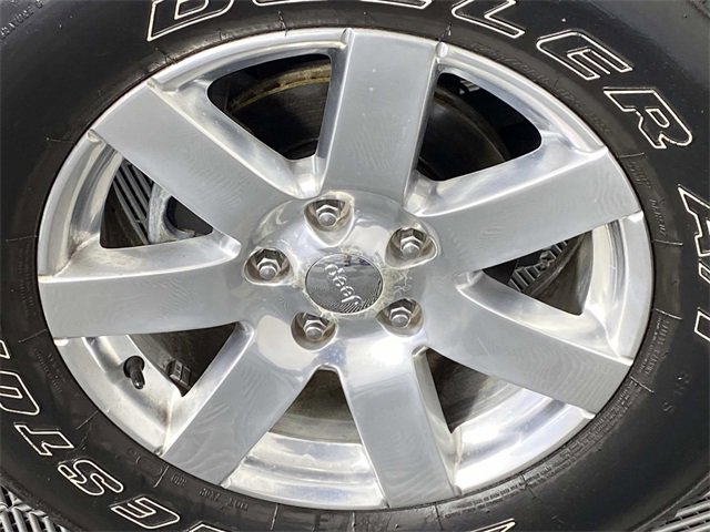 Used 2018 Jeep Wrangler Unlimited Sahara w/ Connectivity Group image 28