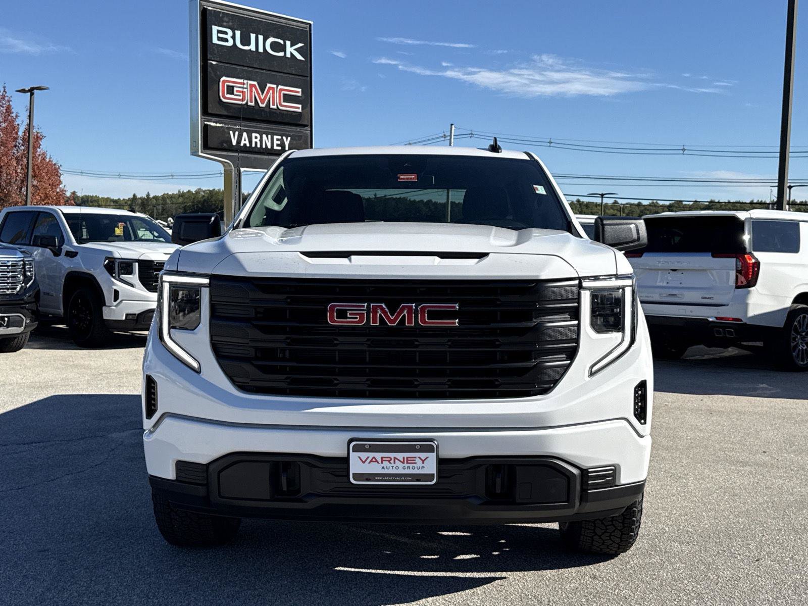 New 2026 GMC Sierra 1500 Pro w/ Graphite Edition AWD/4WD image 2