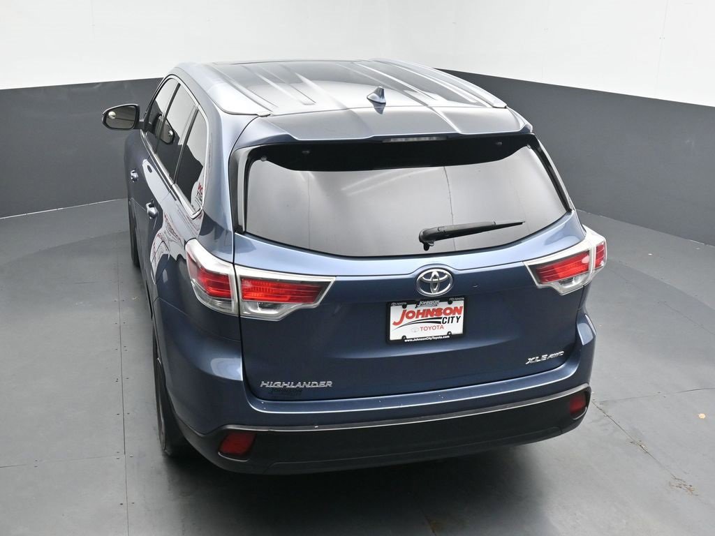 Used 2016 Toyota Highlander XLE image 36