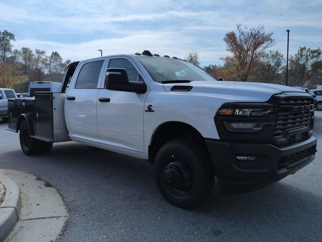 New 2026 RAM 3500 Tradesman AWD/4WD image 2
