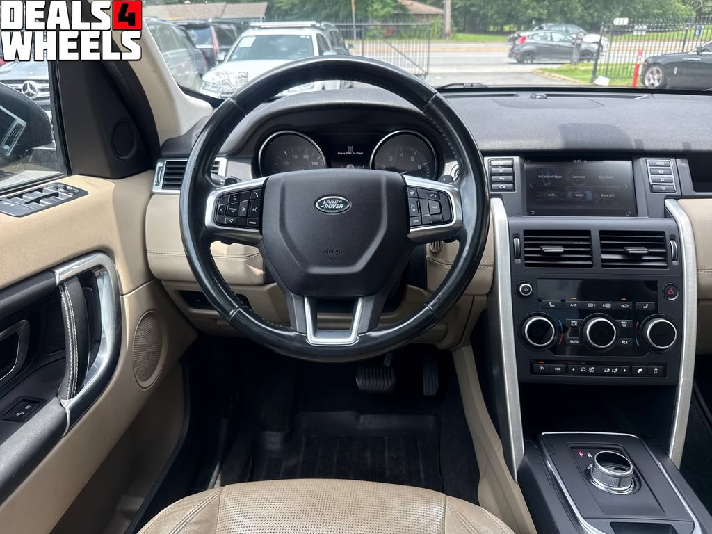 Used 2016 Land Rover Discovery Sport HSE AWD/4WD image 13