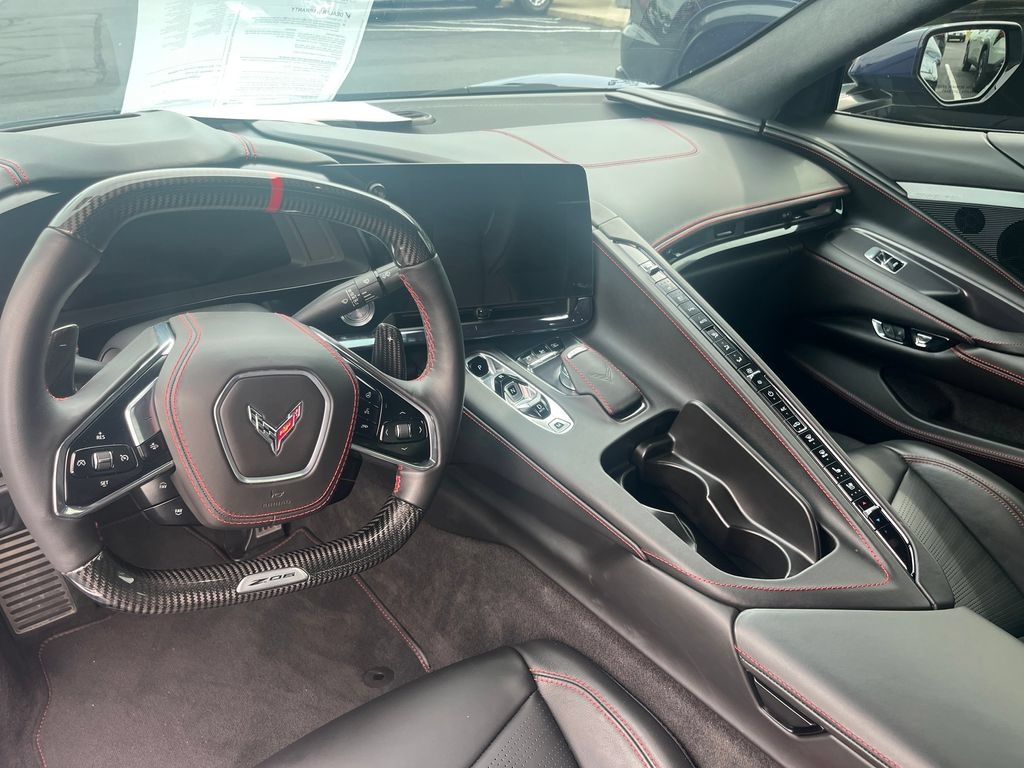 Used 2025 Chevrolet Corvette Z06 w/ Z07 Performance Package RWD image 14