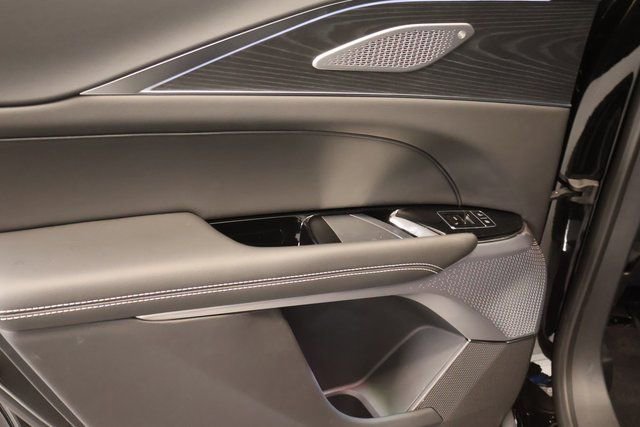 New 2026 Cadillac Lyriq Signature Luxury image 25