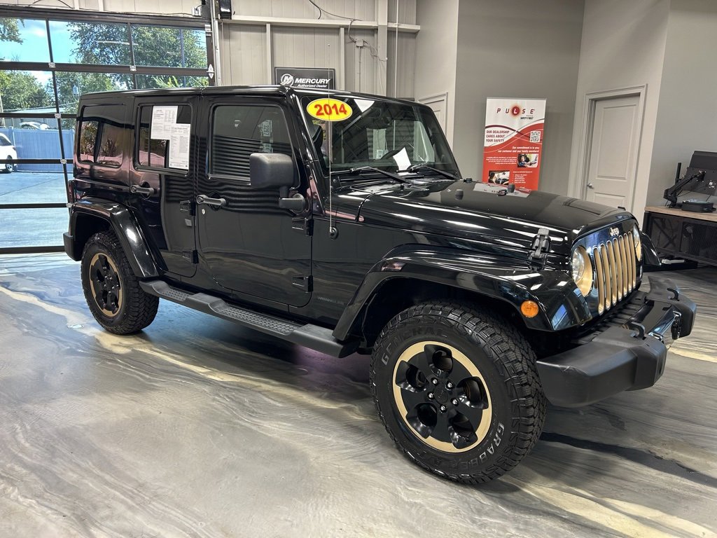 Used 2014 Jeep Wrangler Unlimited Sahara image 23