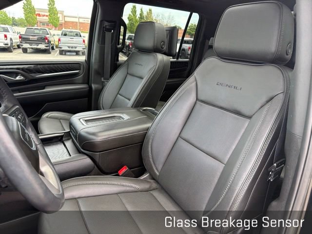 Used 2024 GMC Yukon XL Denali w/ Advanced Technology Package AWD/4WD image 23