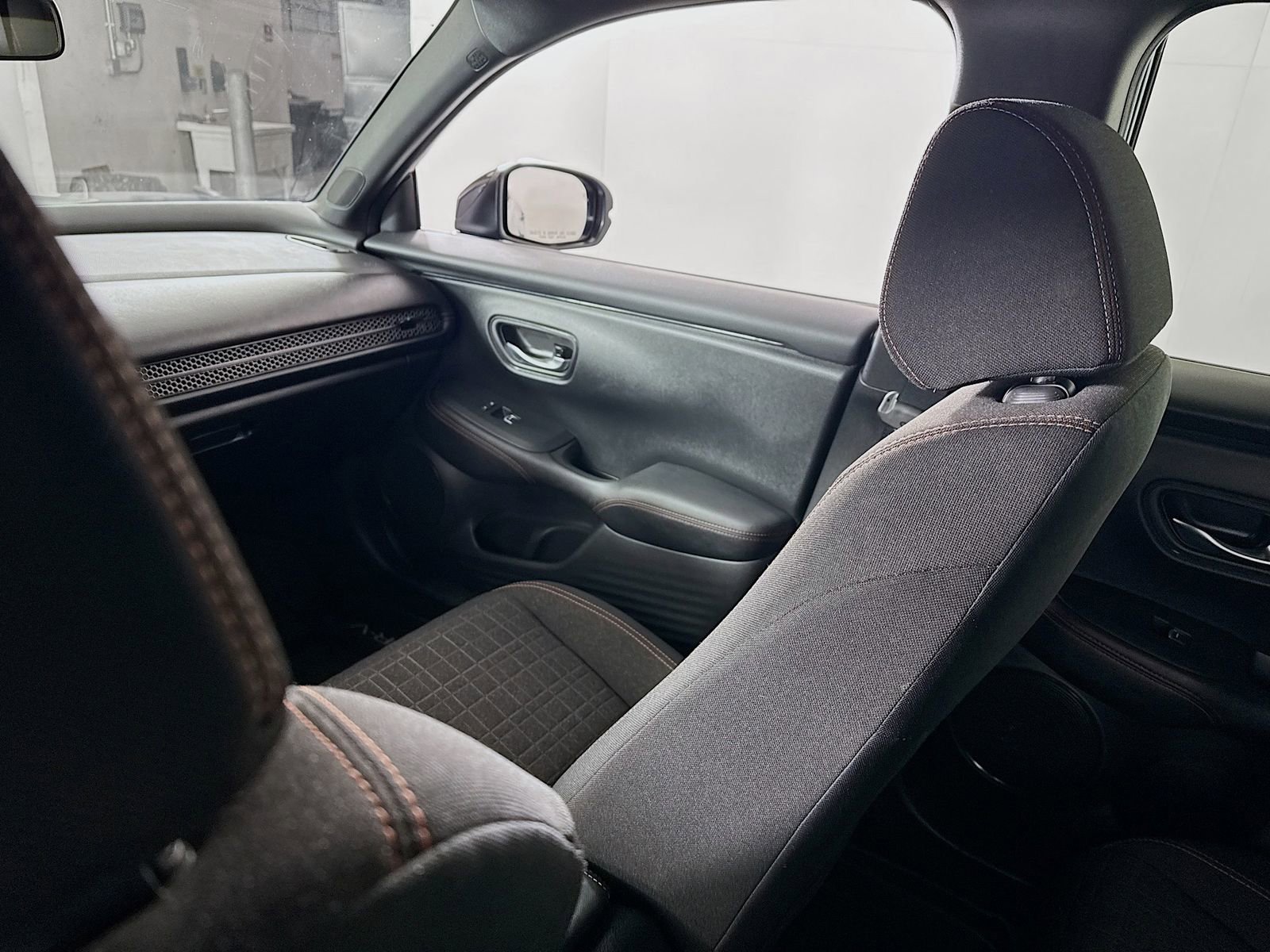 Used 2025 Honda HR-V Sport image 20