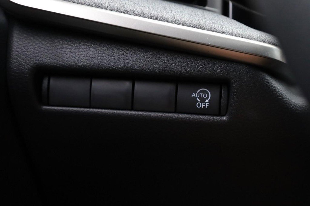 New 2026 Nissan Kicks SV image 19