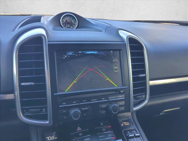 Used 2012 Porsche Cayenne S image 9