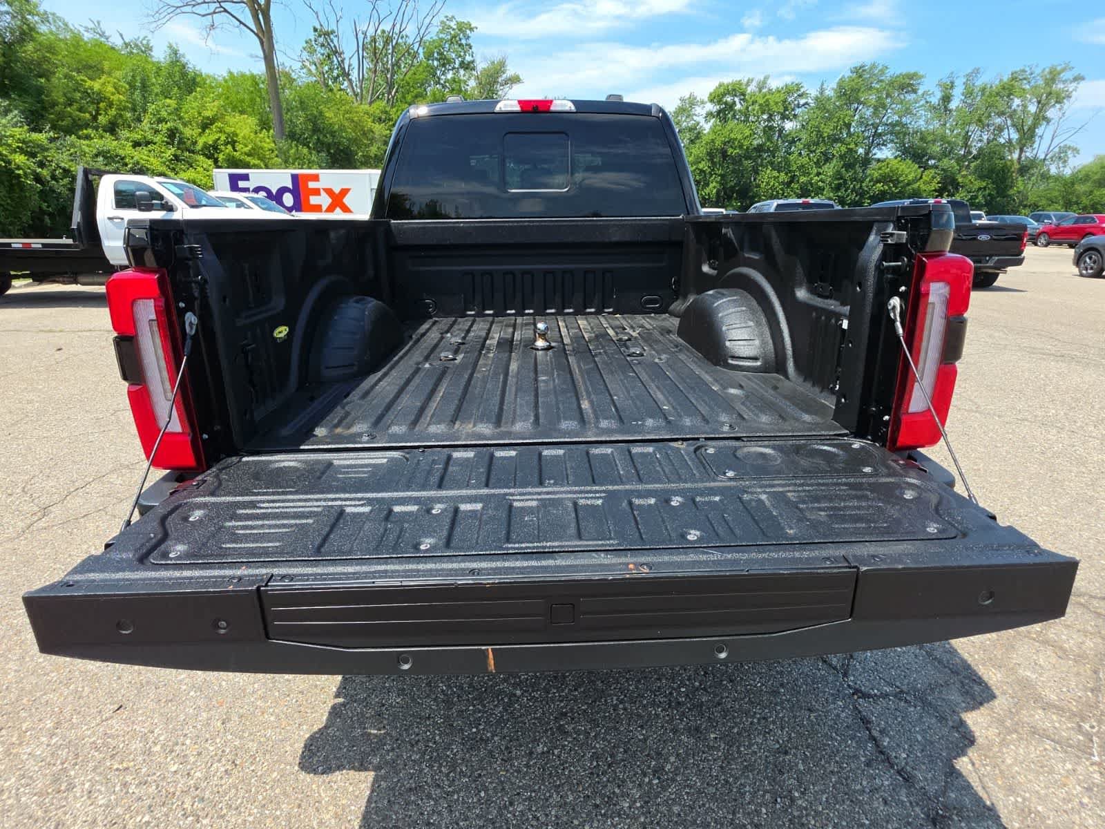 Used 2024 Ford F350 Platinum AWD/4WD image 39
