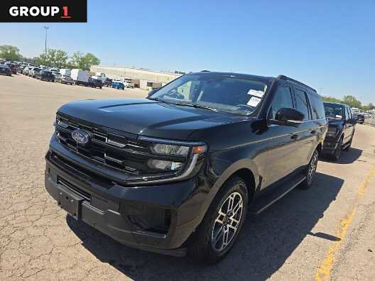 Used 2025 Ford Expedition Max Active AWD/4WD image 1