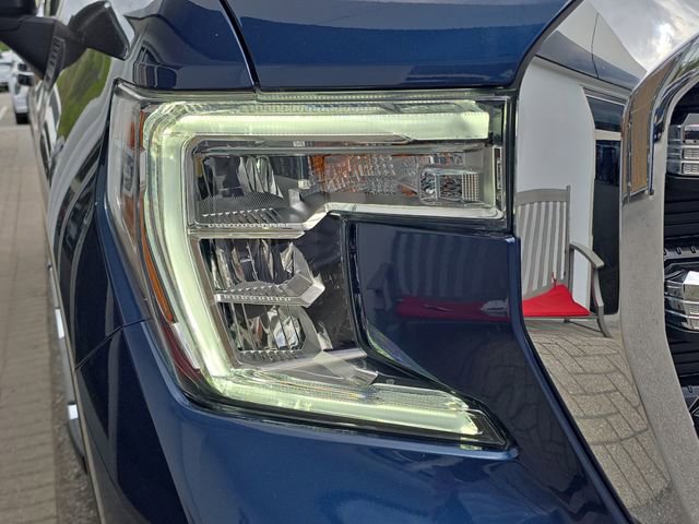 Used 2022 GMC Sierra 1500 SLE image 10