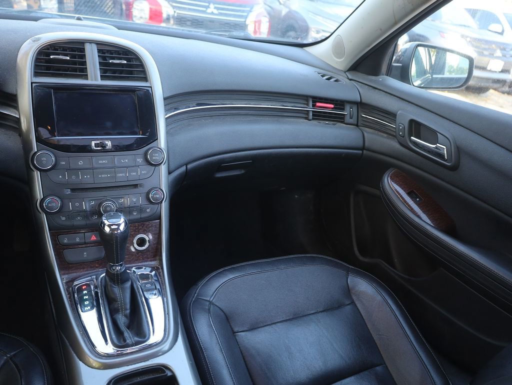 Used 2013 Chevrolet Malibu LTZ image 20