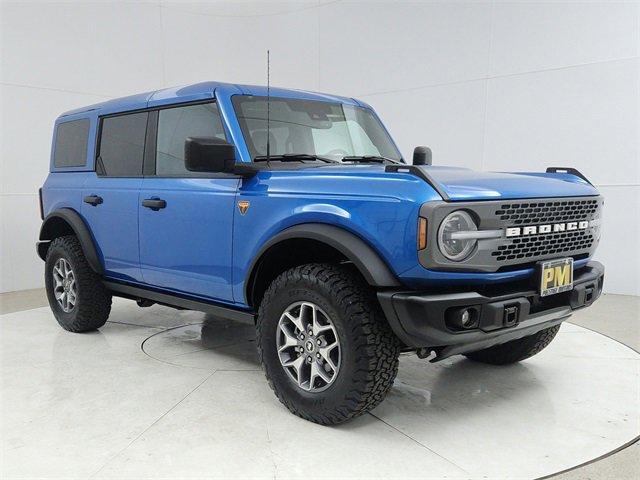 Used 2025 Ford Bronco Badlands image 1