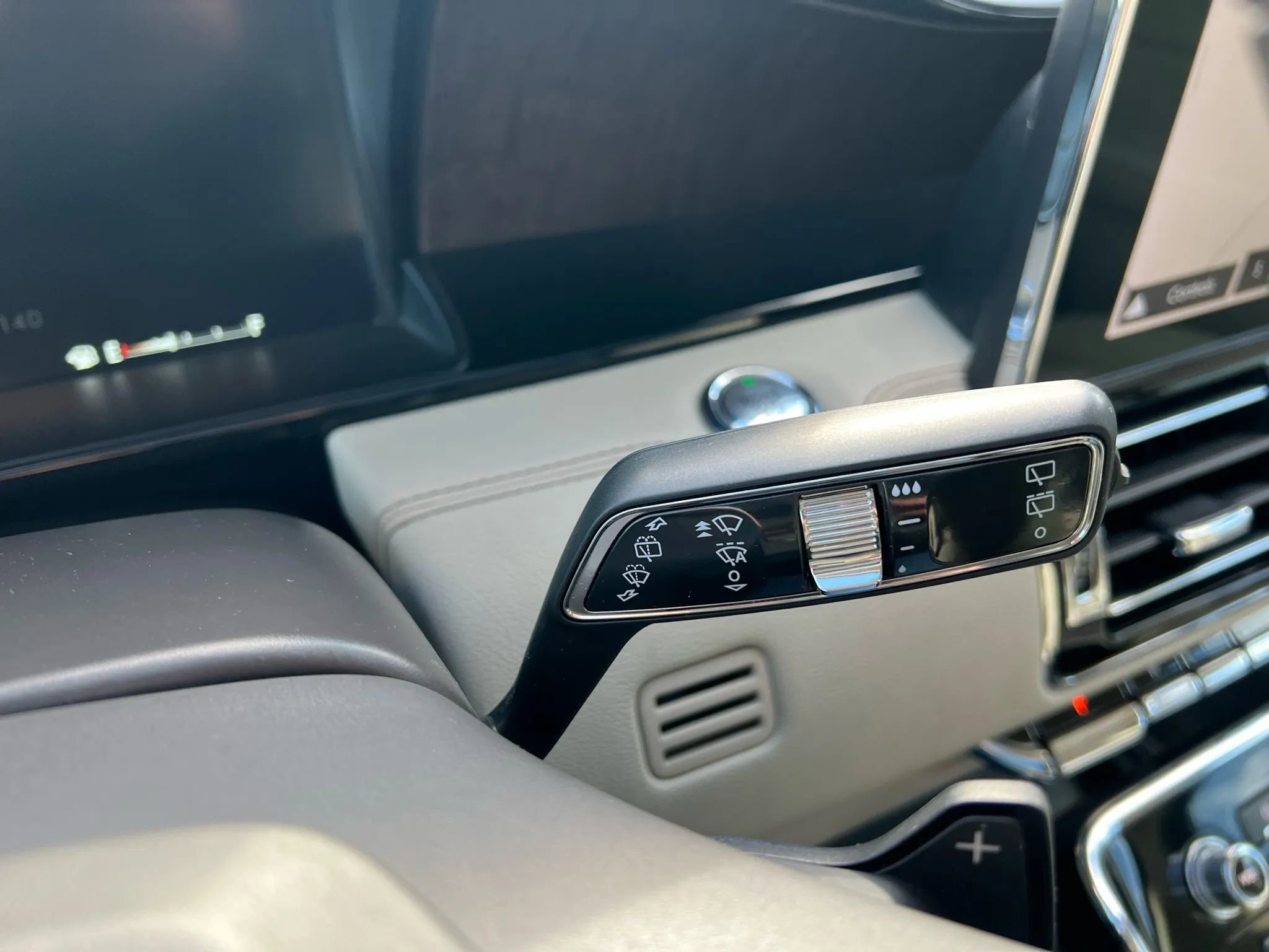 Used 2019 Lincoln Navigator L Reserve w/ Cargo Package image 23