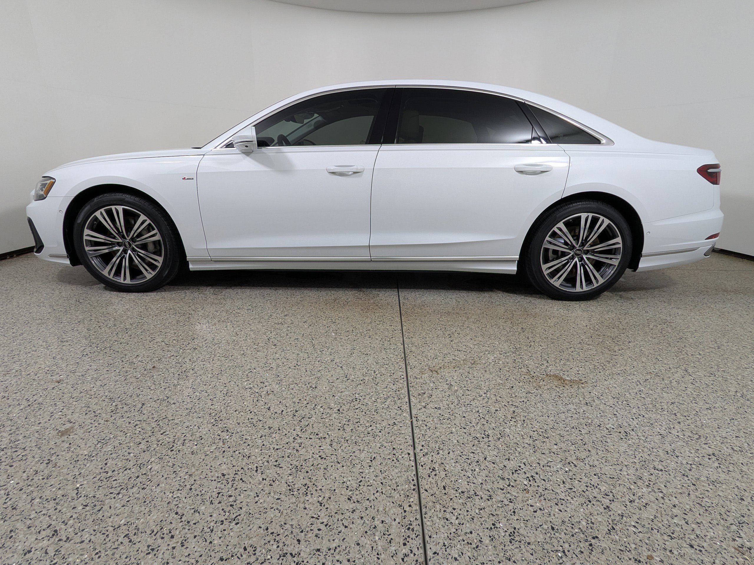Certified 2023 Audi A8 L 3.0T AWD/4WD image 4