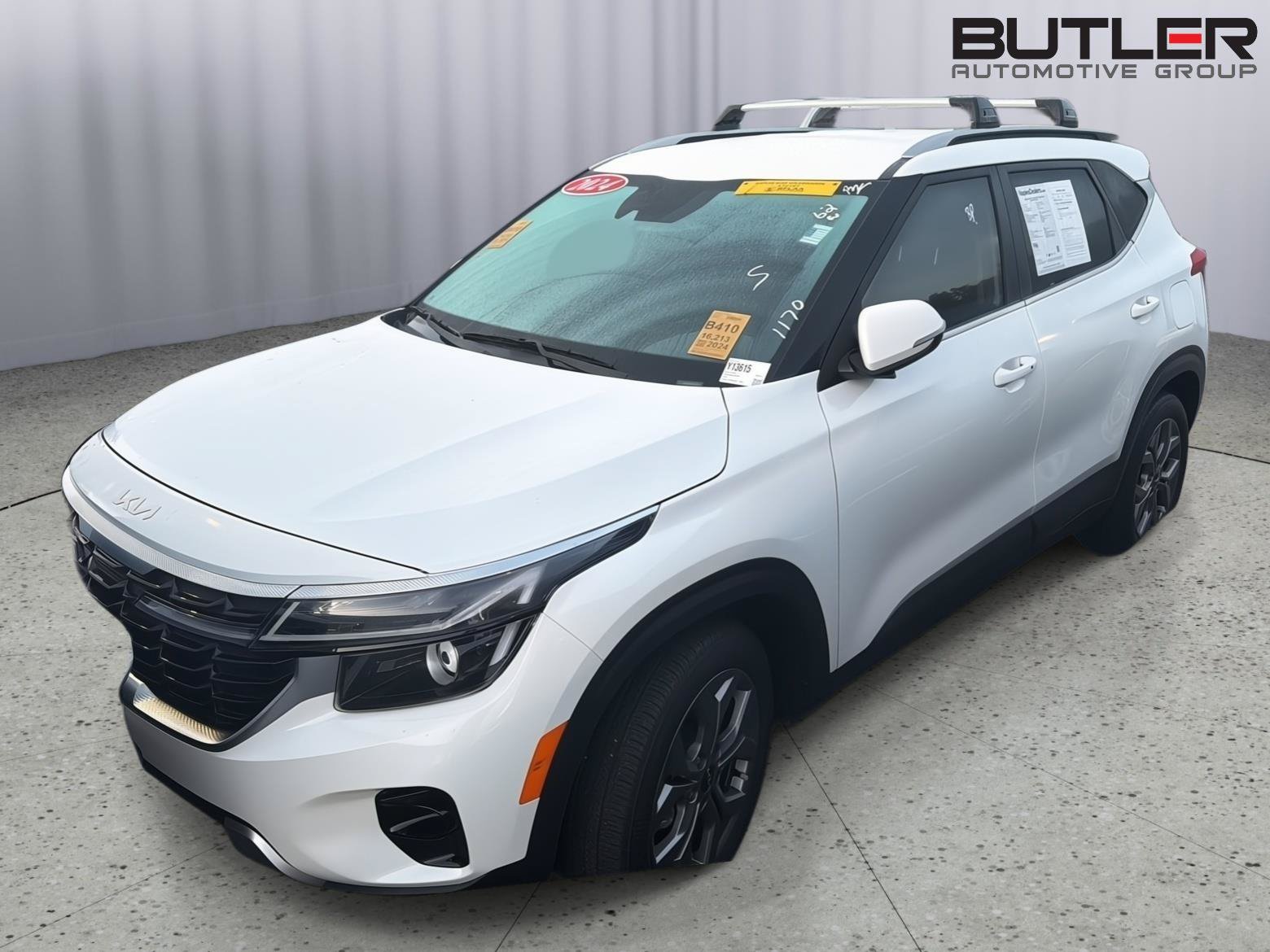 Used 2024 Kia Seltos S FWD image 2