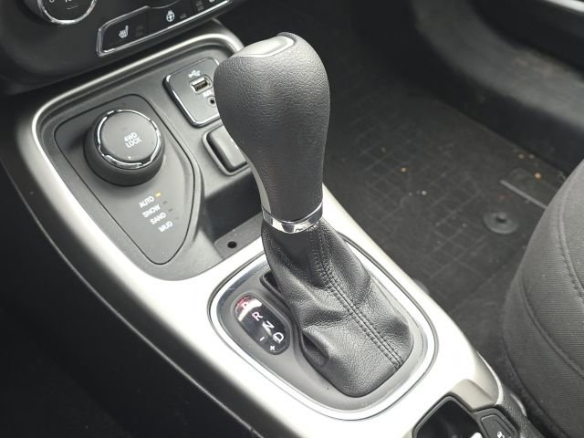 Used 2017 Jeep Compass Sport w/ Cold Weather Group image 23