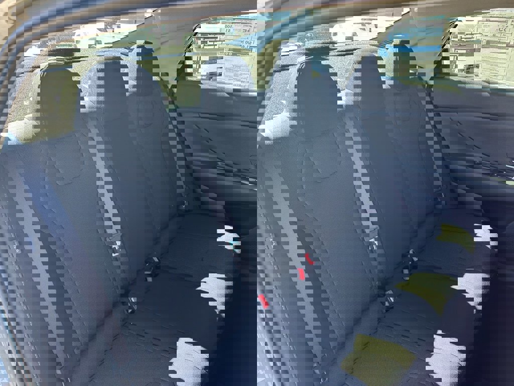 New 2026 Hyundai Elantra SE image 29