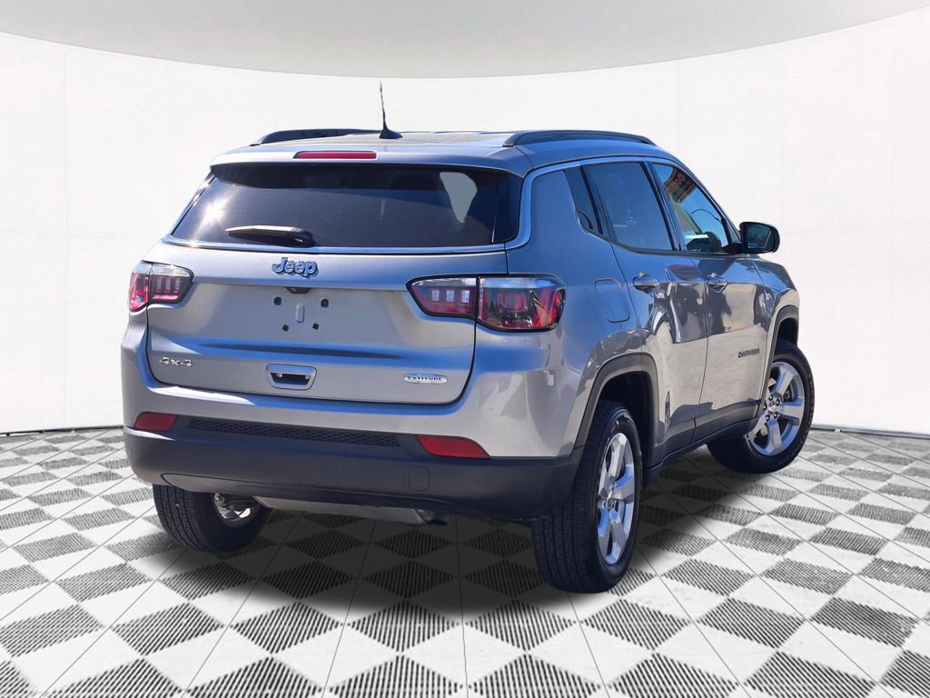 Used 2019 Jeep Compass Latitude AWD/4WD image 17