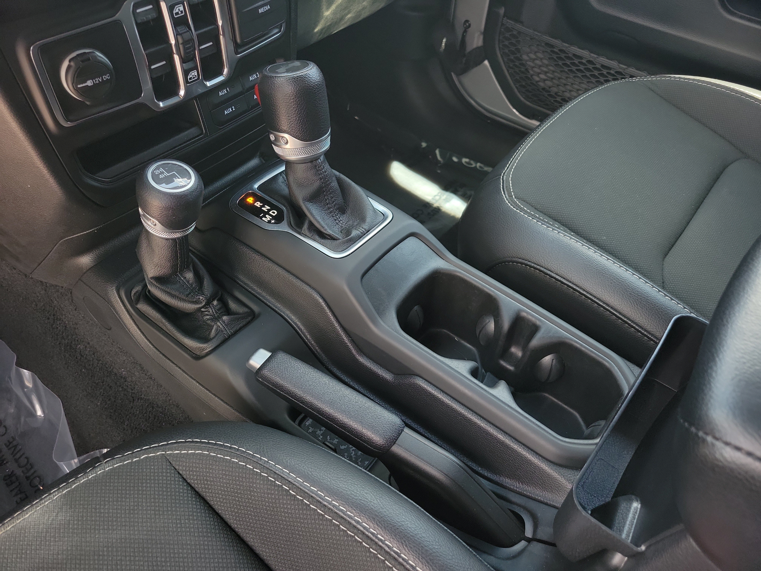 Used 2021 Jeep Wrangler Unlimited Sport AWD/4WD image 21
