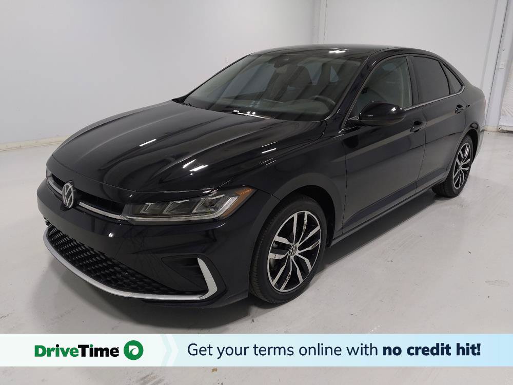Used 2025 Volkswagen Jetta SE