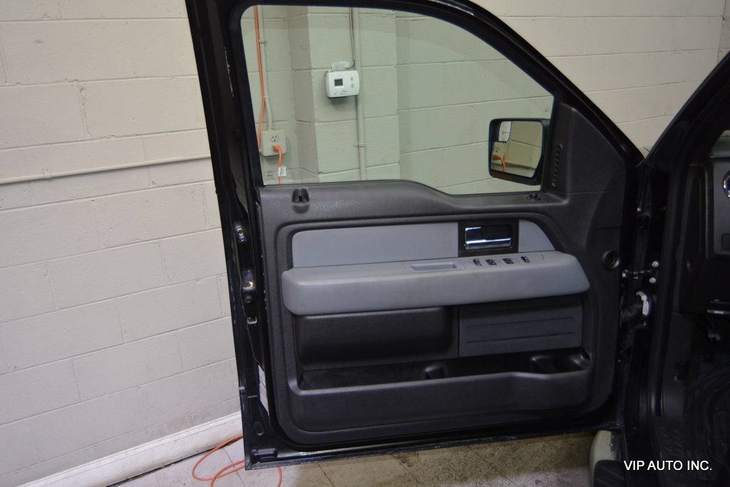 Used 2014 Ford F150 XLT w/ XLT Chrome Package AWD/4WD image 7