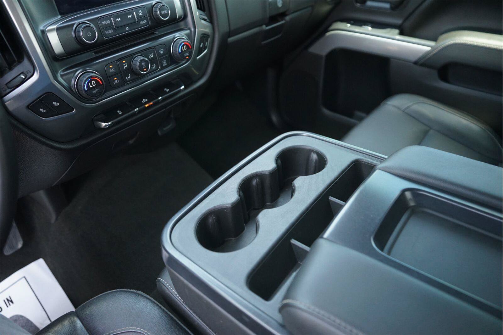 Used 2015 Chevrolet Silverado 2500 LT w/ LT Convenience Package AWD/4WD image 28