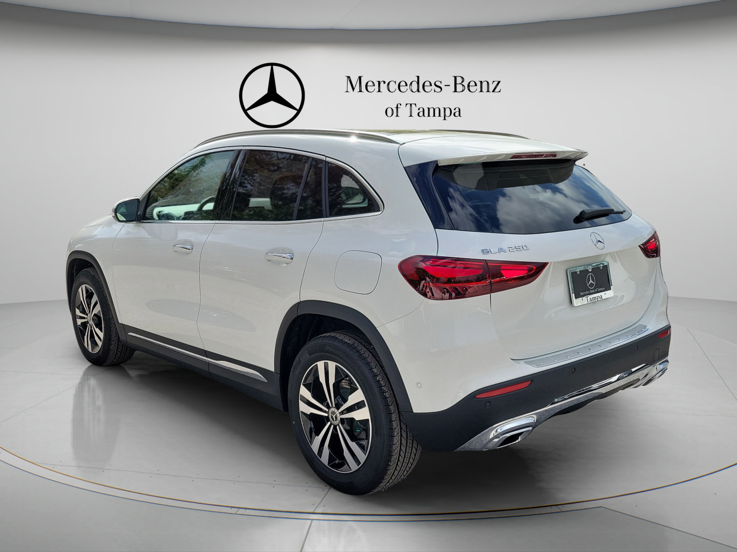Used 2026 Mercedes-Benz GLA 250 image 2