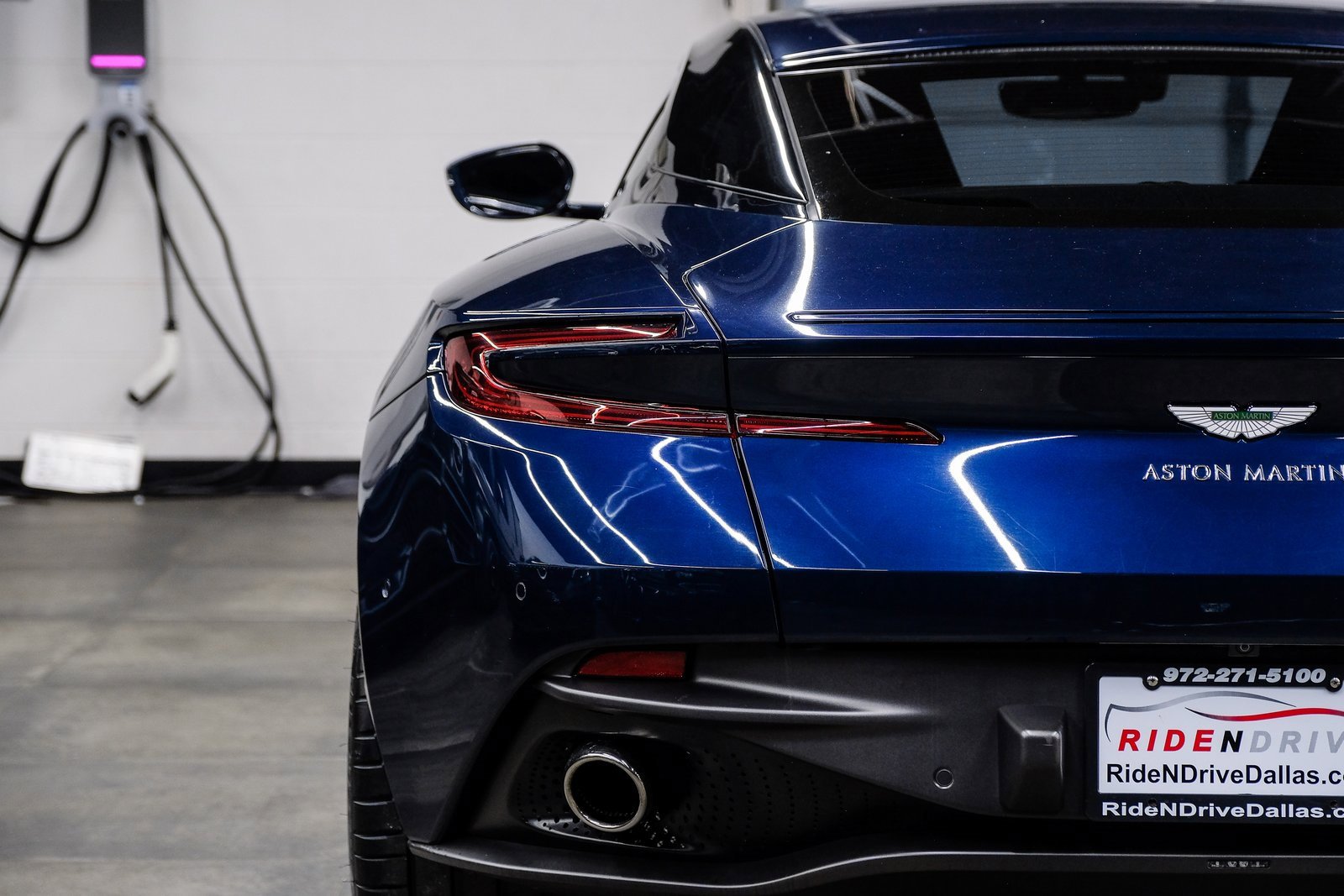 Used 2018 Aston Martin DB11 V12 image 52