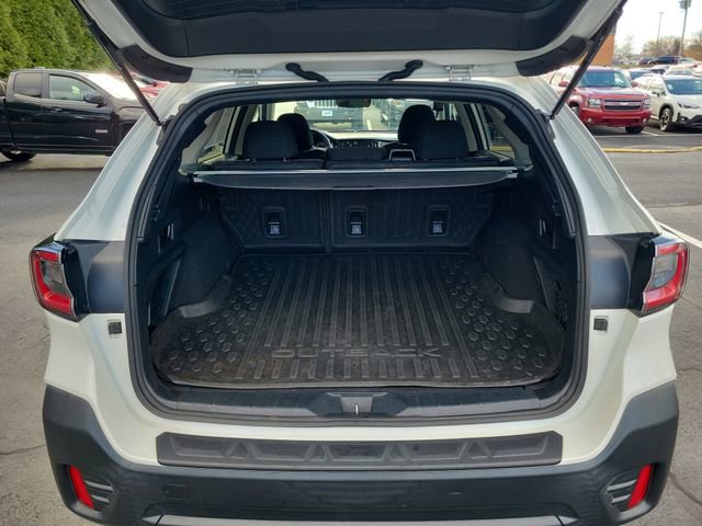 Used 2022 Subaru Outback Premium image 17