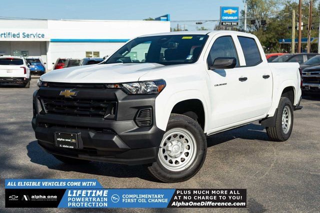 Used 2025 Chevrolet Colorado W/T image 1