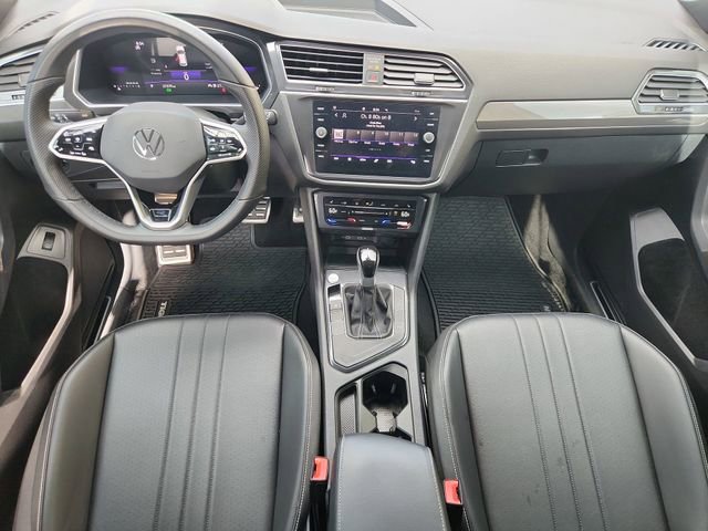 Used 2024 Volkswagen Tiguan SE R-Line image 20
