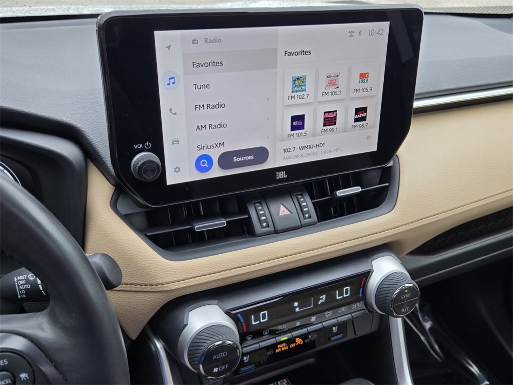 Used 2024 Toyota RAV4 Limited image 21