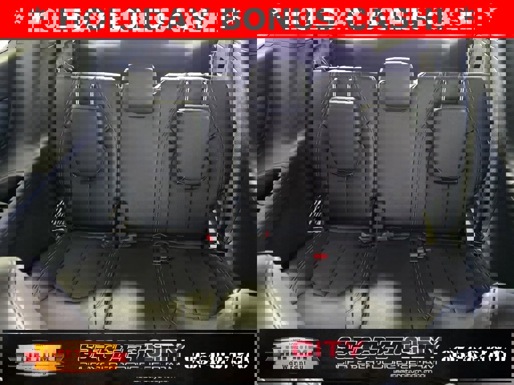 New 2025 Chrysler Pacifica Select w/ Fav Edition Package image 28