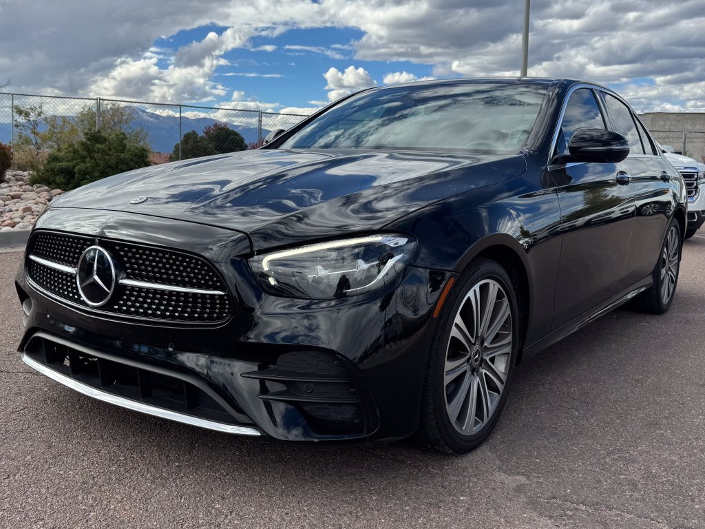 Used 2021 Mercedes-Benz E 350 4MATIC Sedan w/ Premium Package image 4
