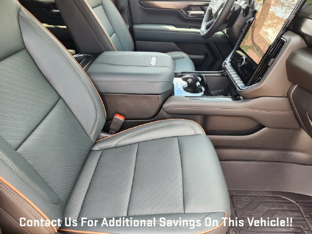 New 2027 GMC Yukon AT4 w/ AT4 Premium Package AWD/4WD image 10
