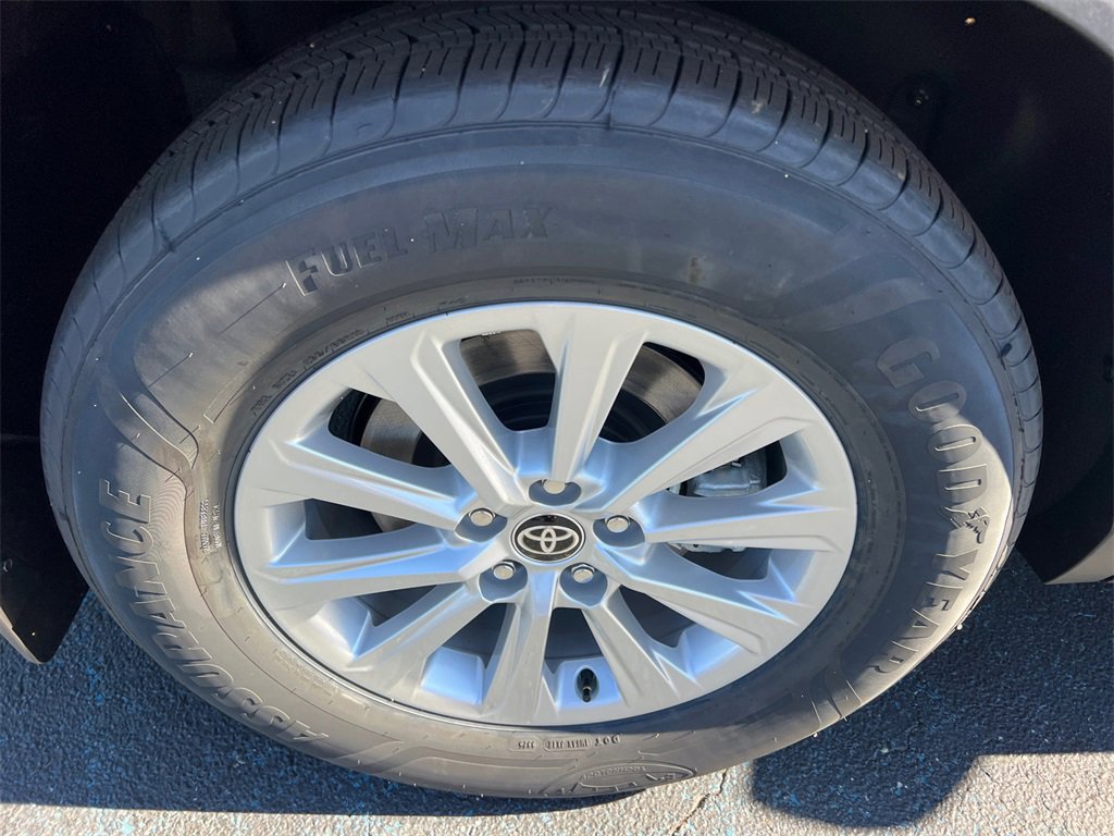New 2026 Toyota Grand Highlander XLE image 17