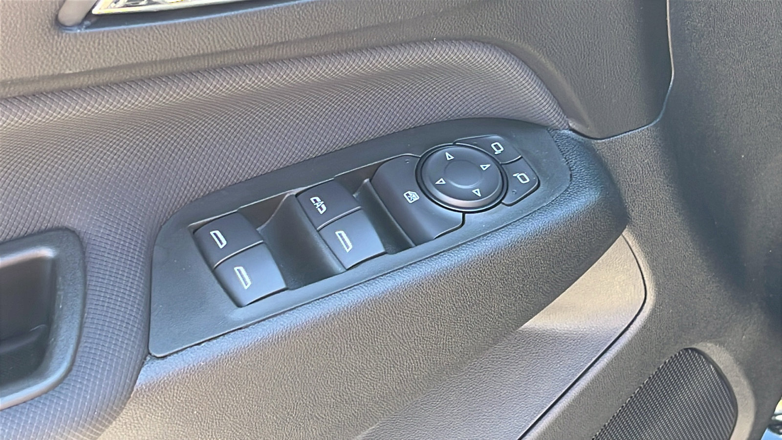 Certified 2024 Chevrolet Equinox RS image 12