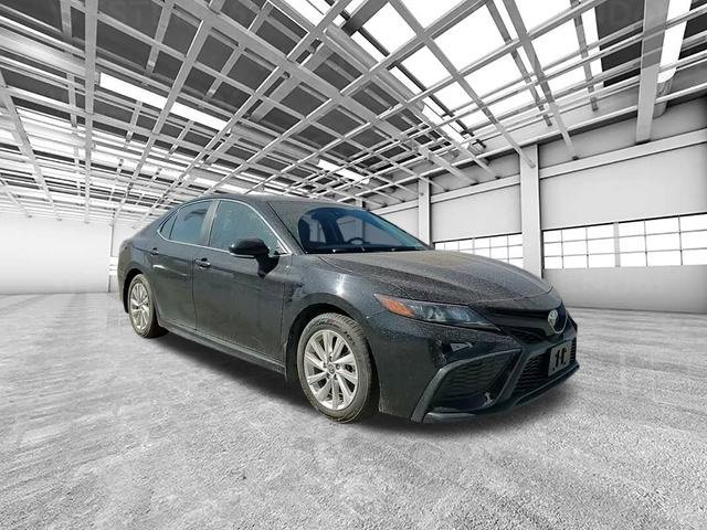 Used 2024 Toyota Camry SE
