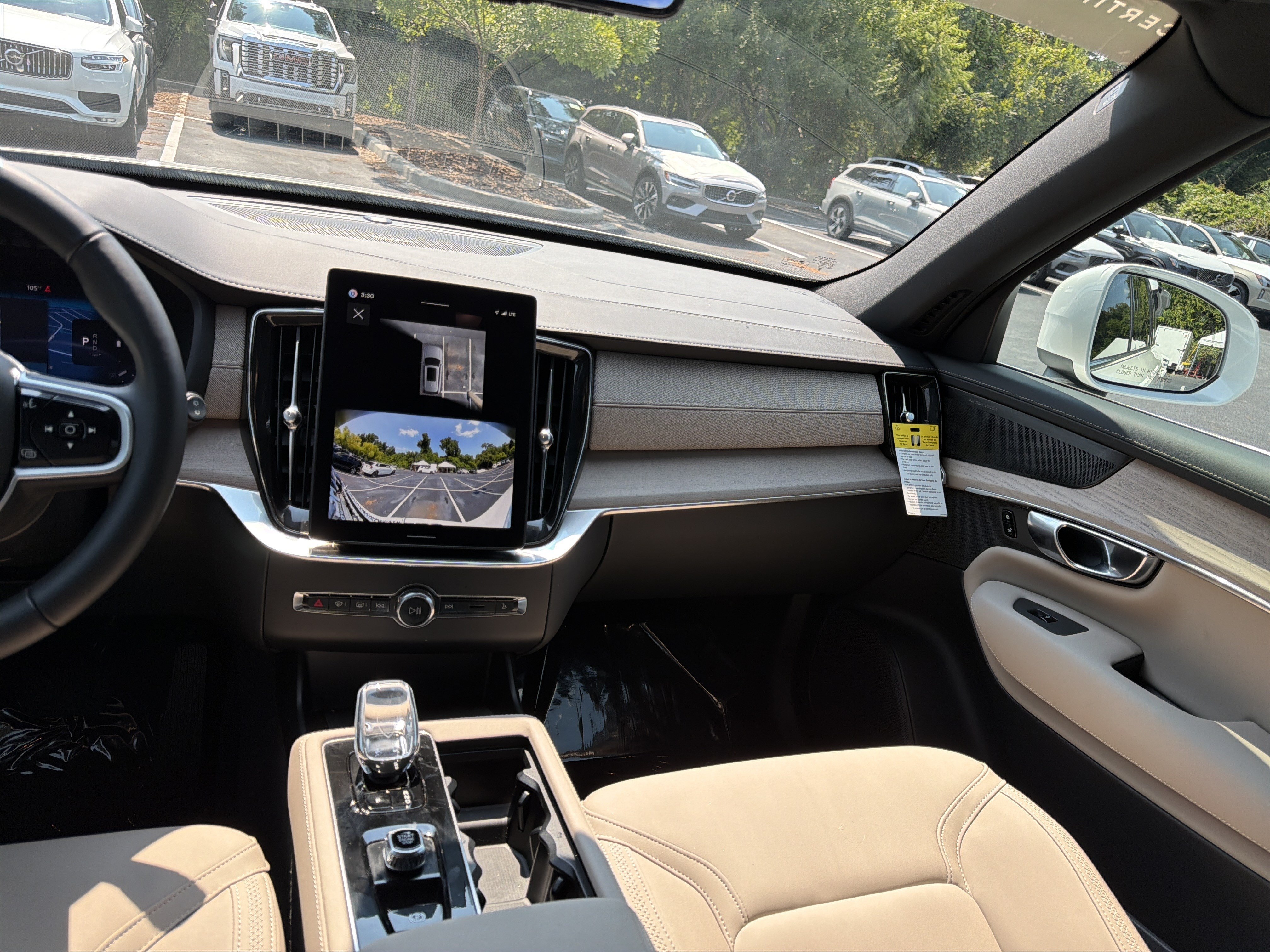 Certified 2026 Volvo XC90 B6 Plus w/ Protection Package Premier AWD/4WD image 31
