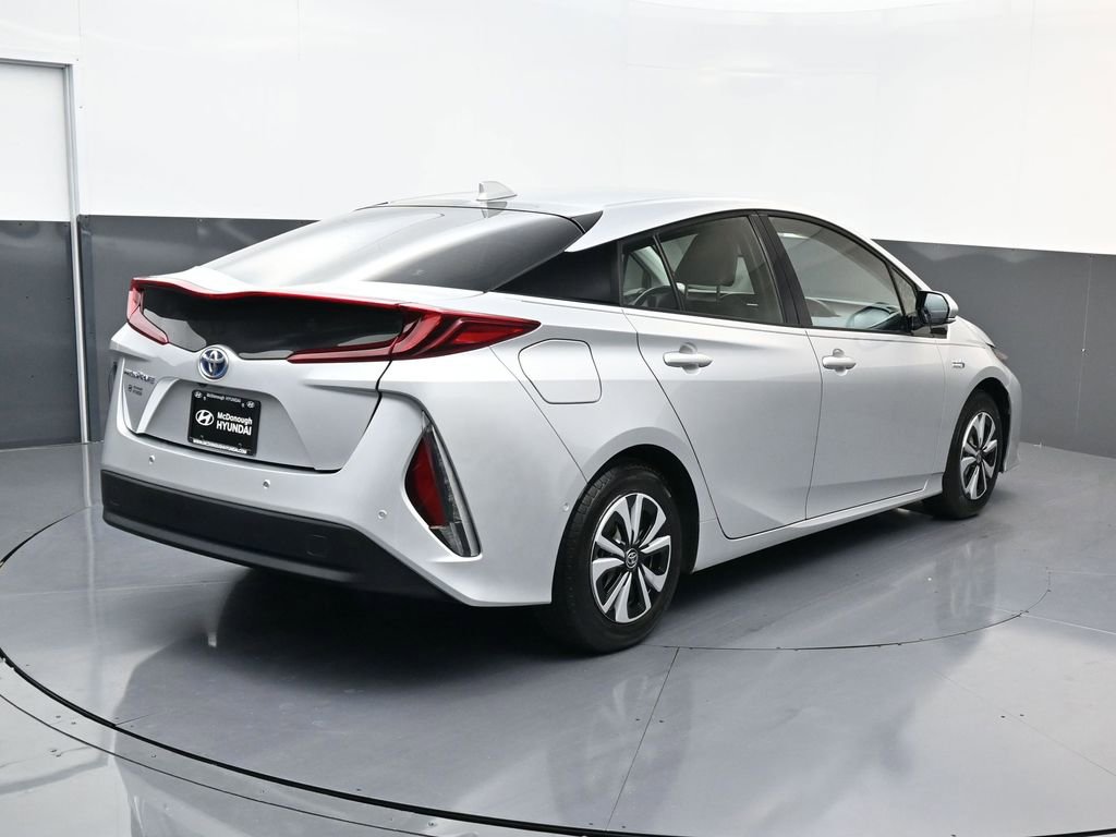 Used 2019 Toyota Prius Prime Advanced image 3