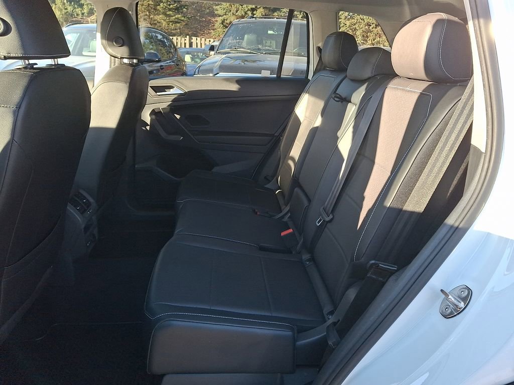 Used 2021 Volkswagen Tiguan SE image 7